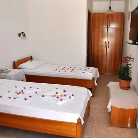 Kwatera prywatna Robin Hotel *