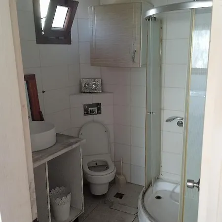 Robin Hotel Homestay *